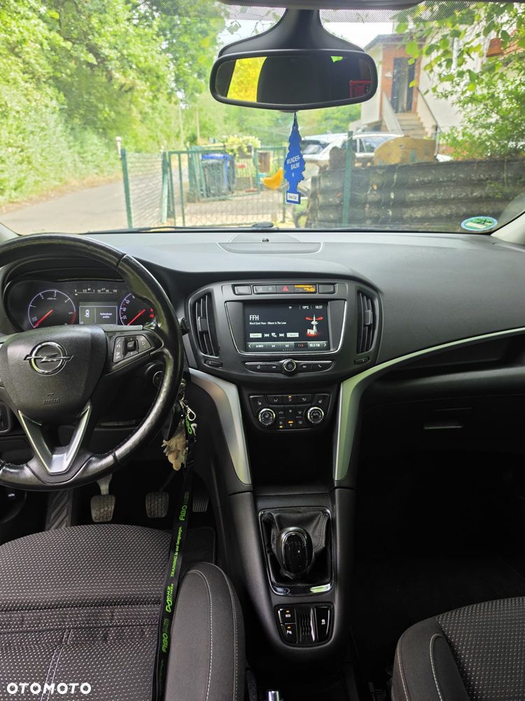 Opel Zafira - 3