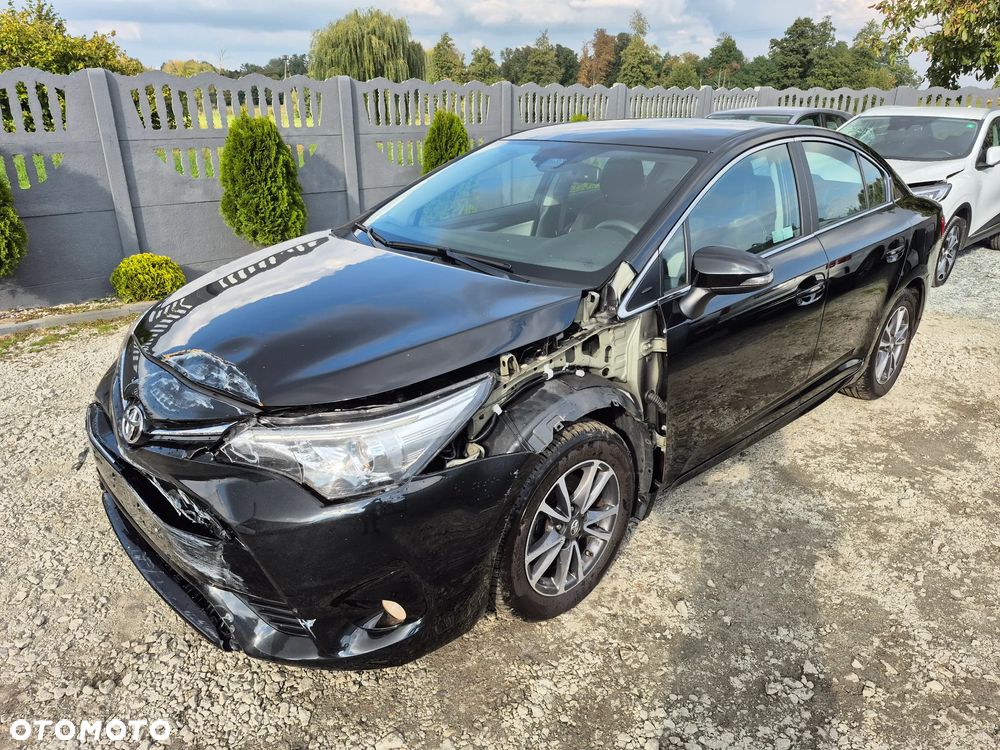 Toyota Avensis 1.6 D-4D Premium - 3
