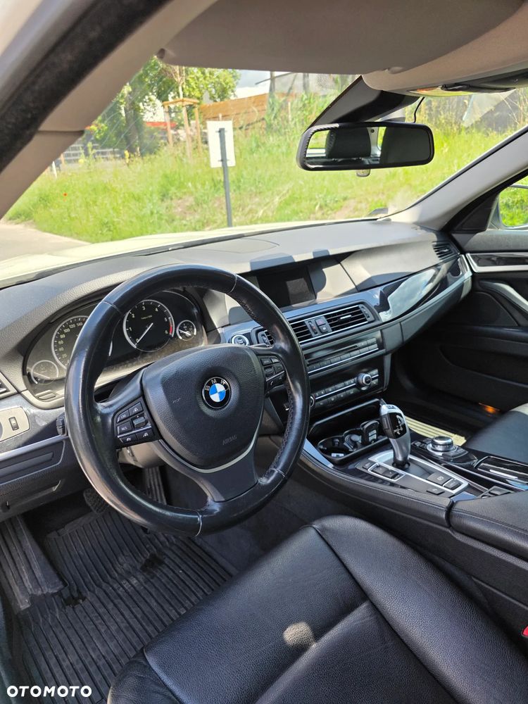 BMW Seria 5 520d Luxury Line - 8