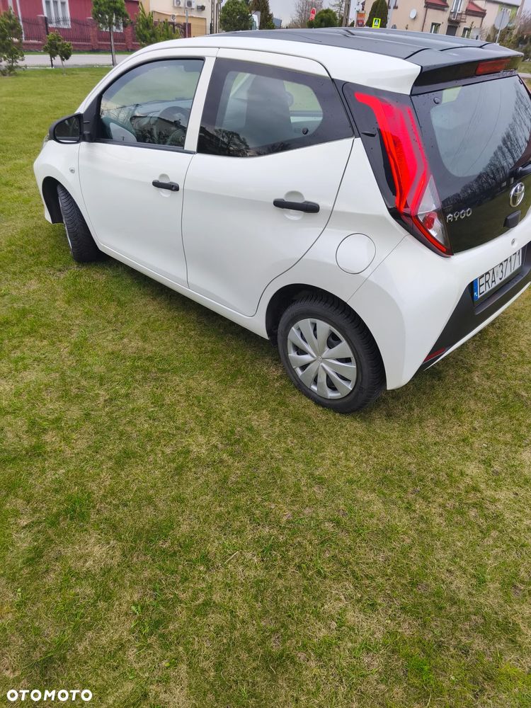 Toyota Aygo 1.0 VVT-i Color Edition - 2