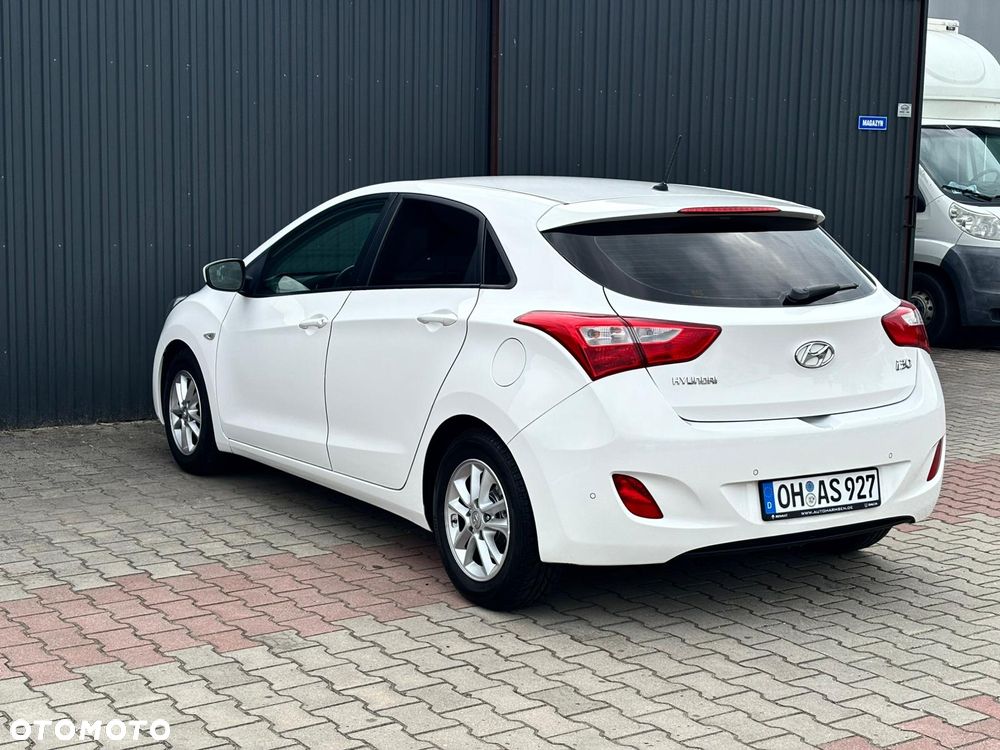 Hyundai i30 1.4 Advantage - 8