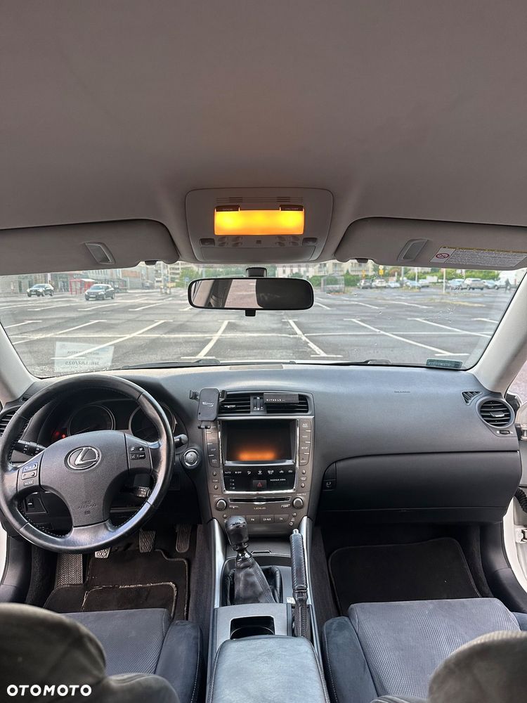 Lexus IS 220 D Sport - 11