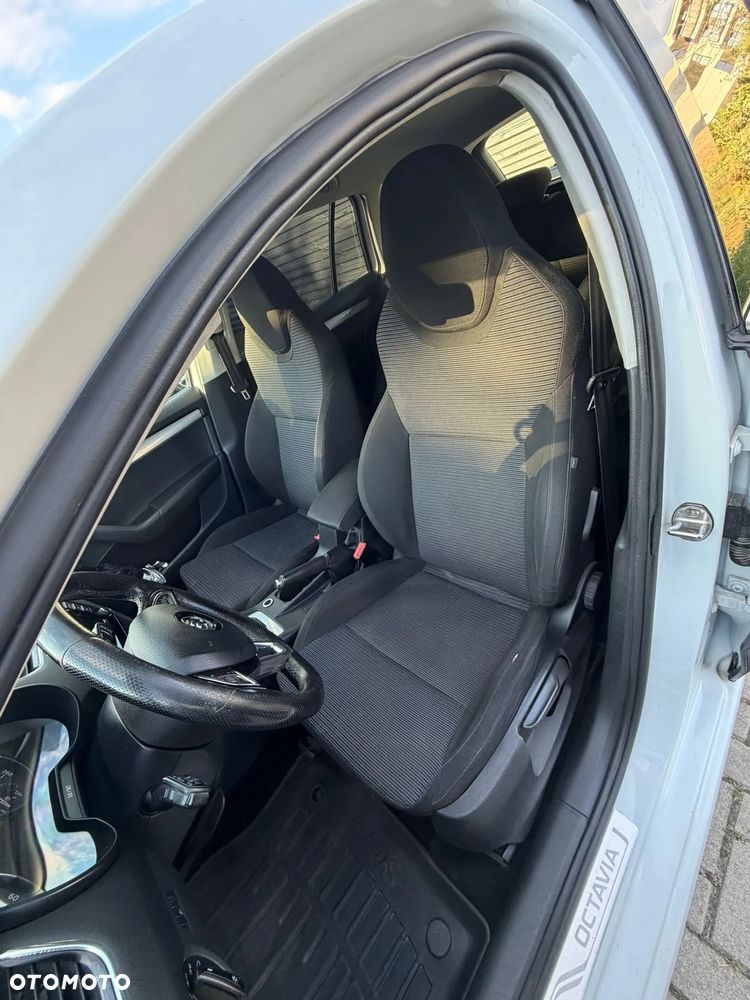 Skoda Octavia 2.0 TDI (Green tec) 4x4 Ambition - 9
