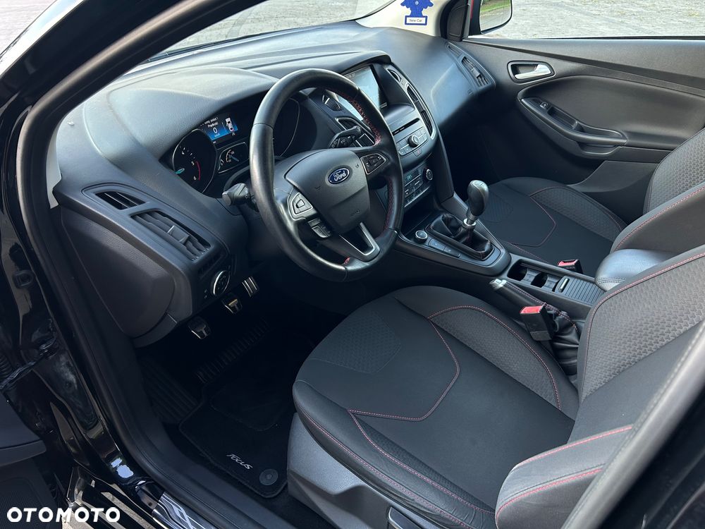 Ford Focus 2.0 TDCi ST-Line Black ASS - 14