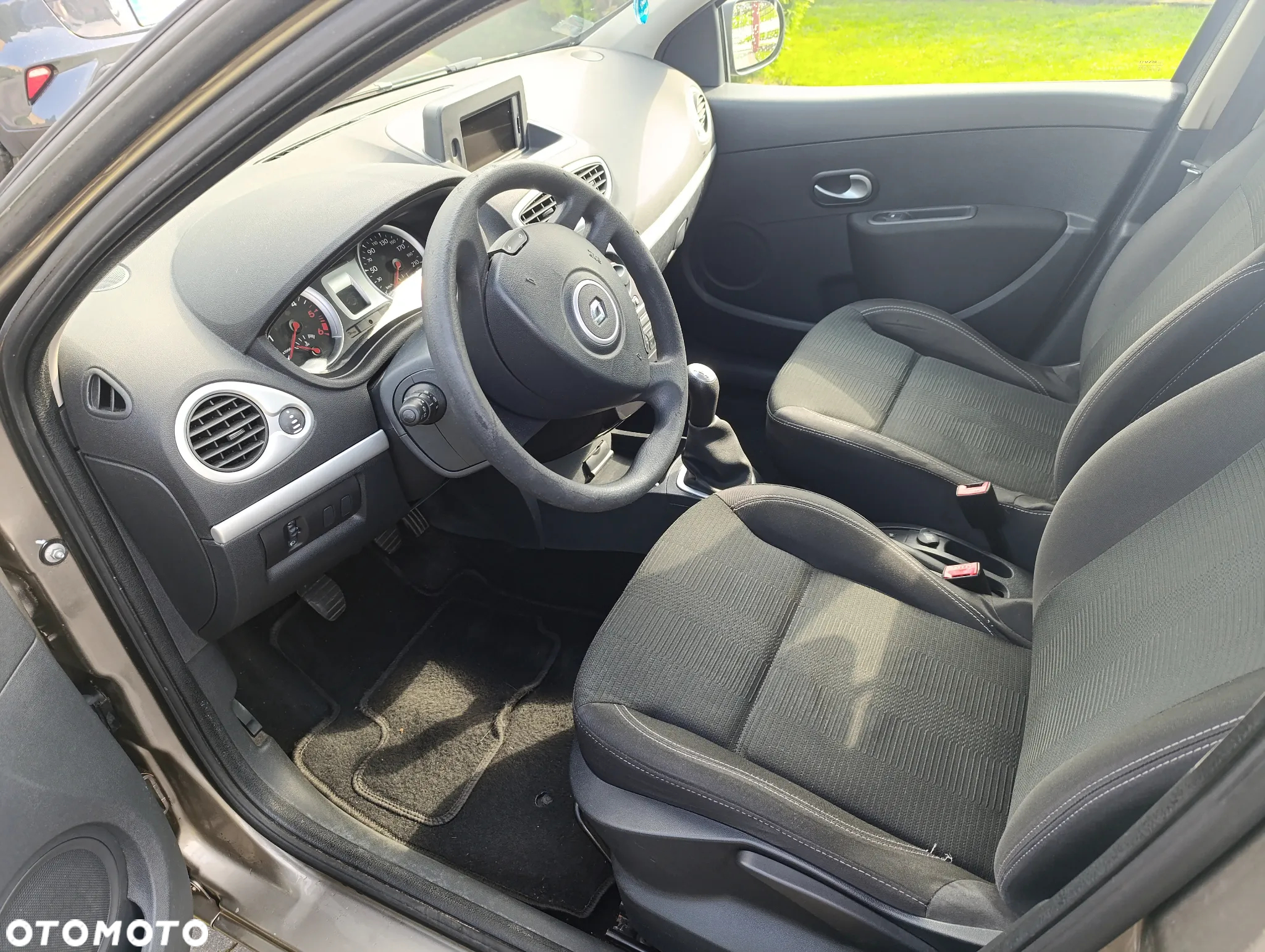 Renault Clio 1.5 dCi Night&Day - 9