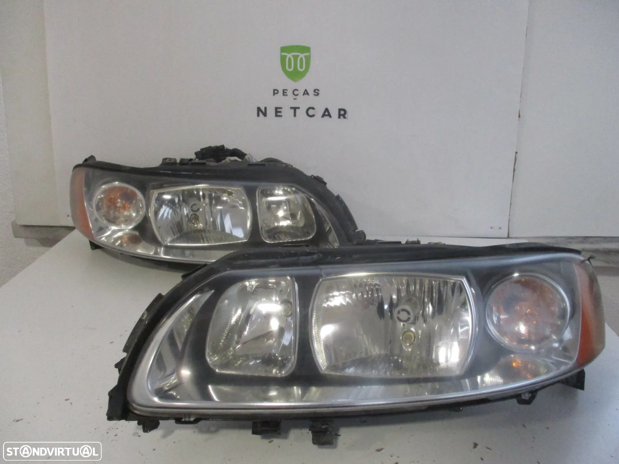 farol optica volvo XC 70 2006 - 1