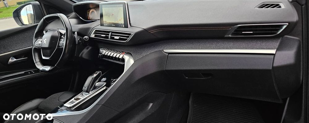 Peugeot 5008 - 11