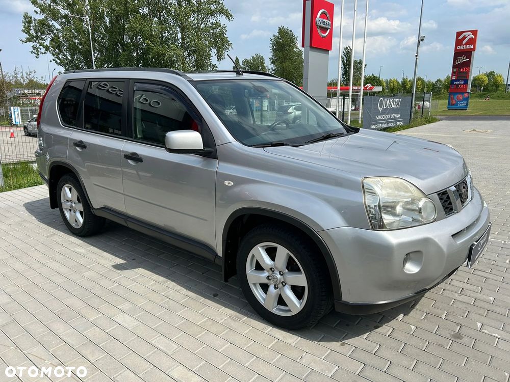 Nissan X-Trail 2.0 dCi LE - 3