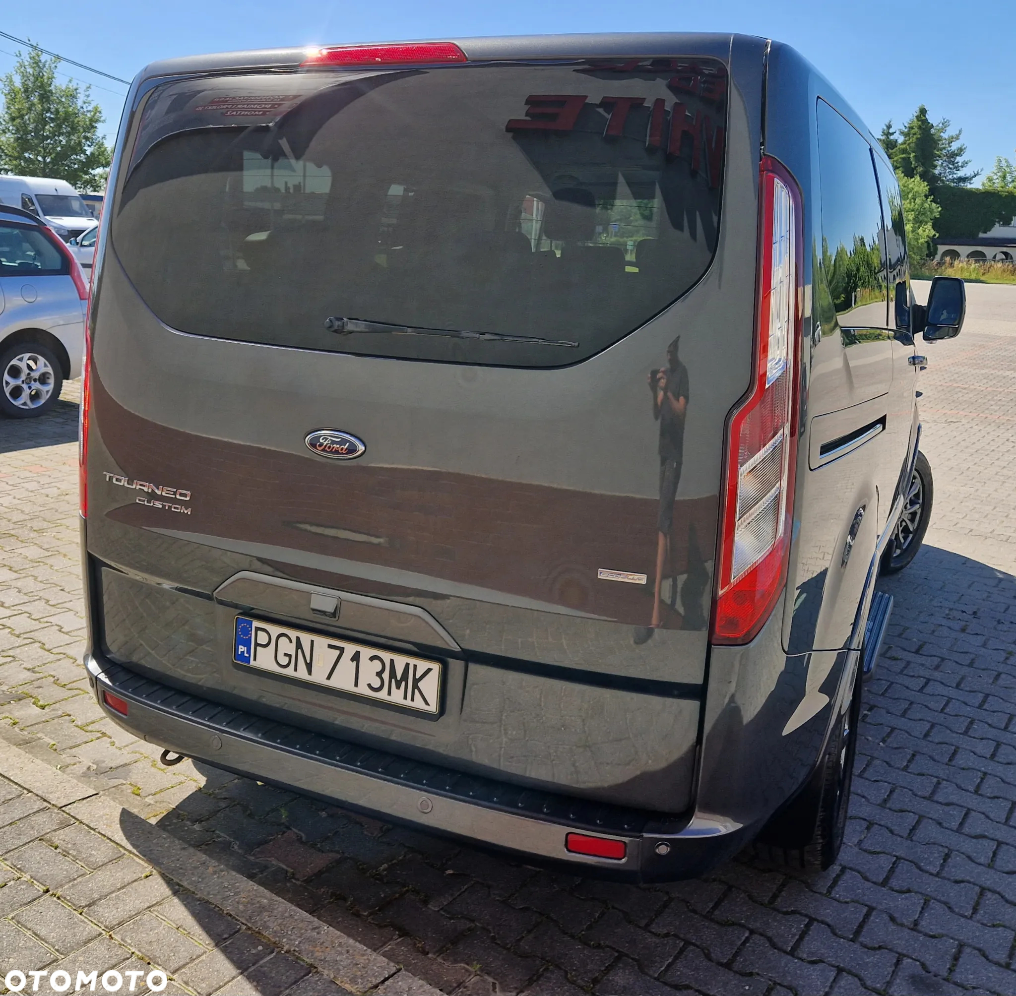 Ford Tourneo Custom 2.0 EcoBlue L1 Titanium SelectShift - 9