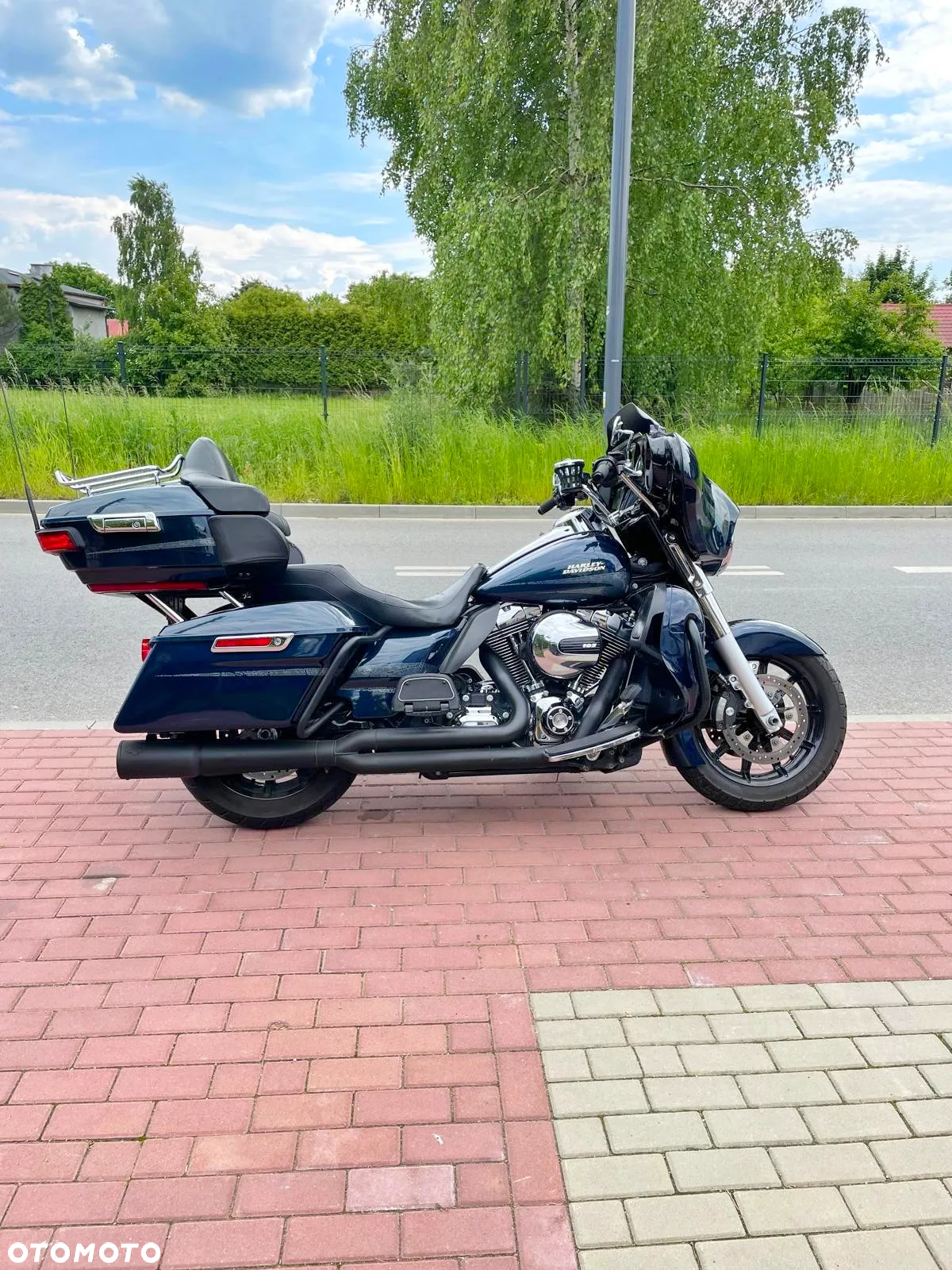 Harley-Davidson FLHTCU Ultra - 3