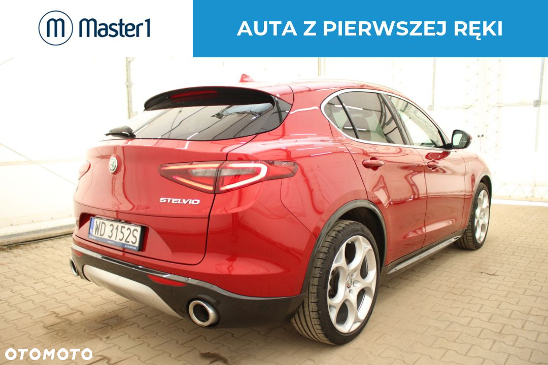Alfa Romeo Stelvio 2.0 Turbo 6C Villa D'este Q4 - 4