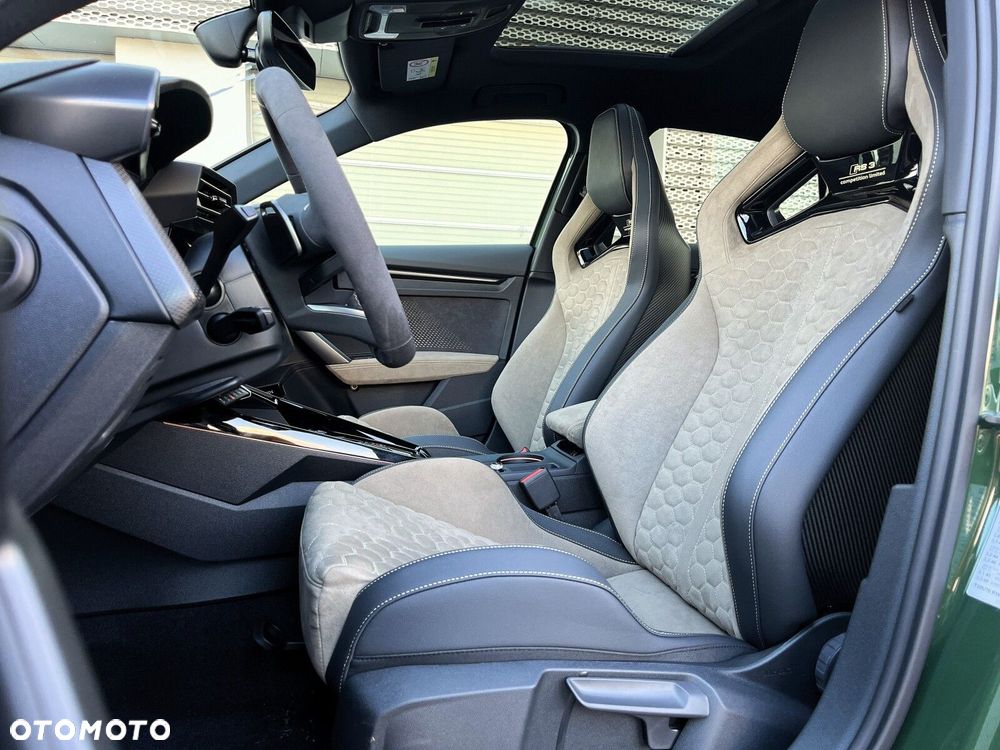 Audi RS3 Limousine - 6
