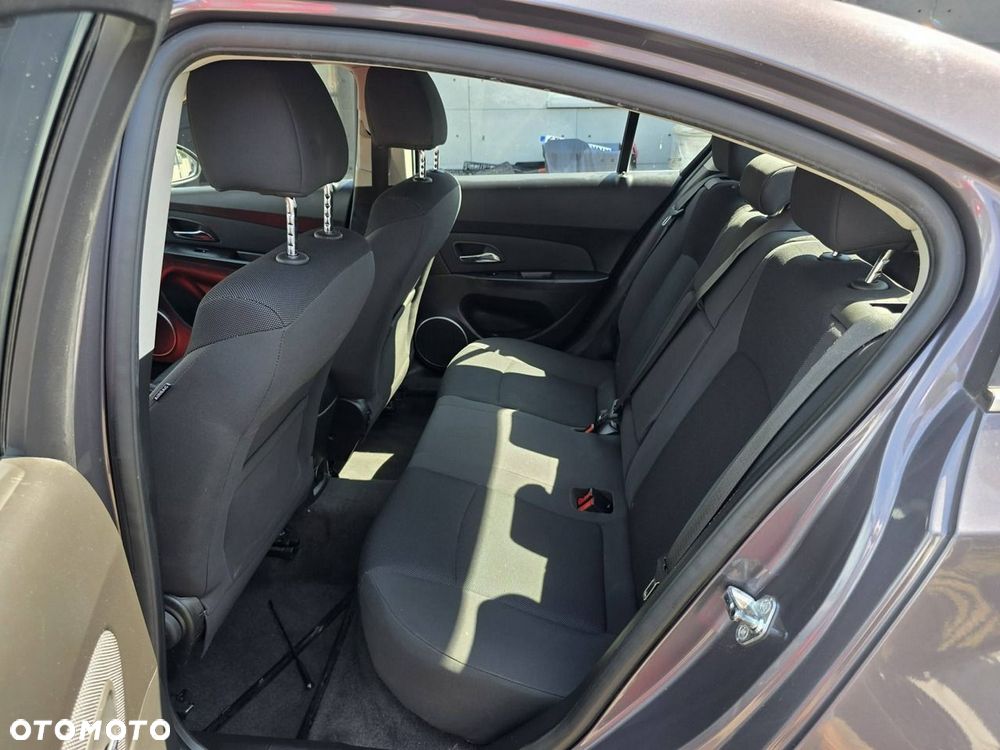 Chevrolet Cruze 1.8 LS (klm) - 22