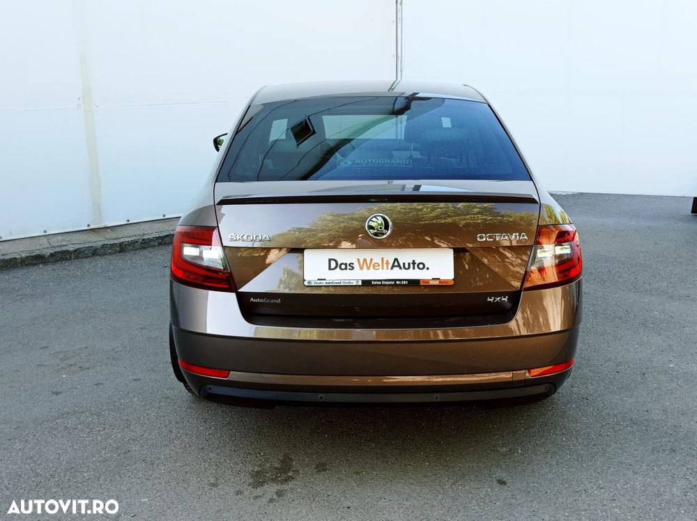 Skoda Octavia 2.0 TDI 4X4 STYLE - 11