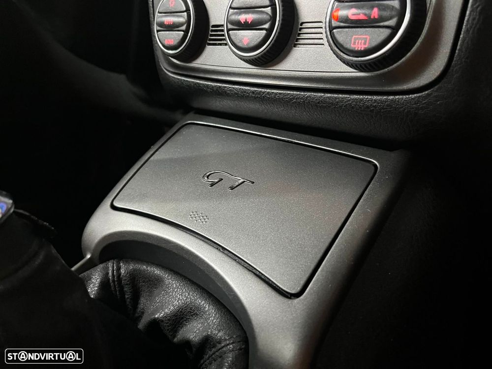 Alfa Romeo GT 1.9 JTD M-JET Progression - 16