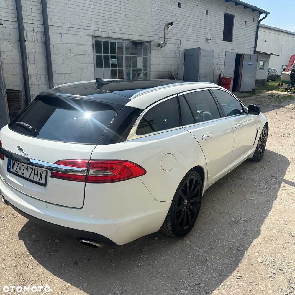 Jaguar XF 3.0 V6 D S - 6