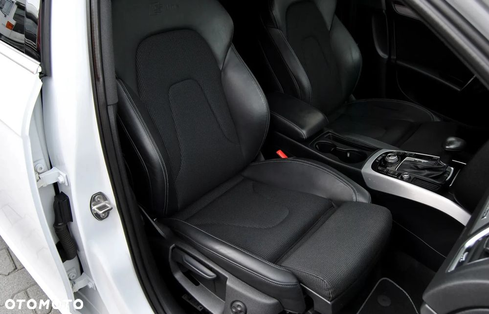 Audi A4 Avant 2.0 TDI DPF clean diesel quattro S tronic S line Sportpaket - 10