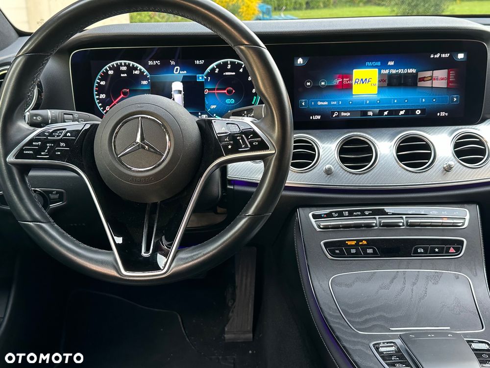 Mercedes-Benz Klasa E - 15