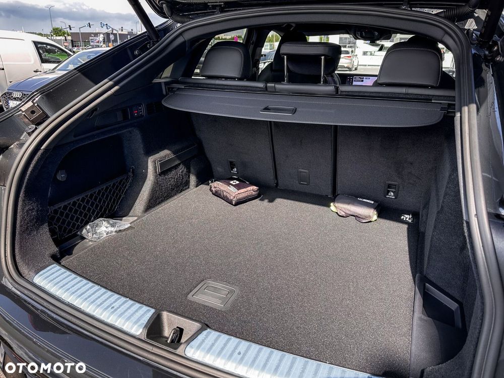 Audi Q5 Sportback - 10