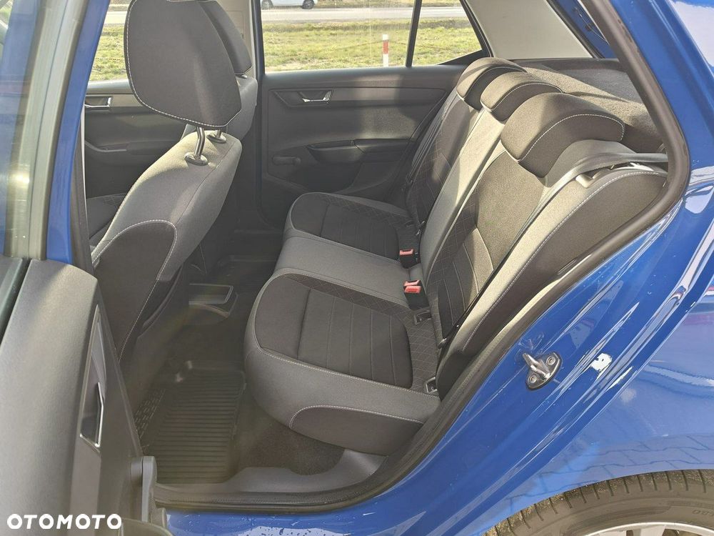 Skoda Fabia - 13