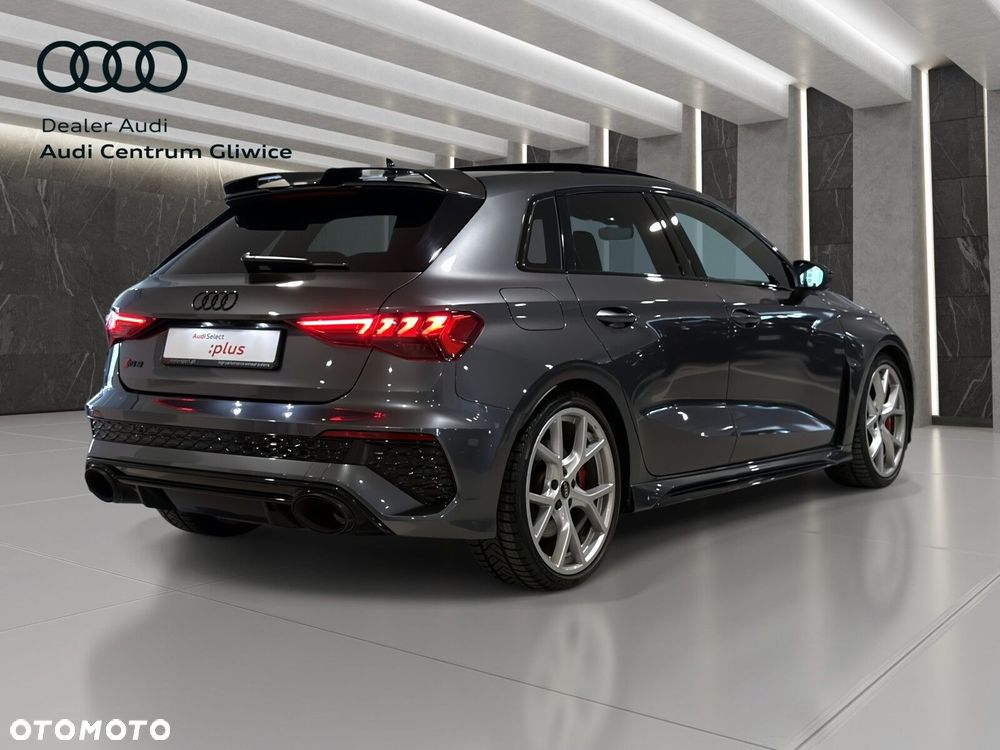 Audi RS3 Sportback - 5