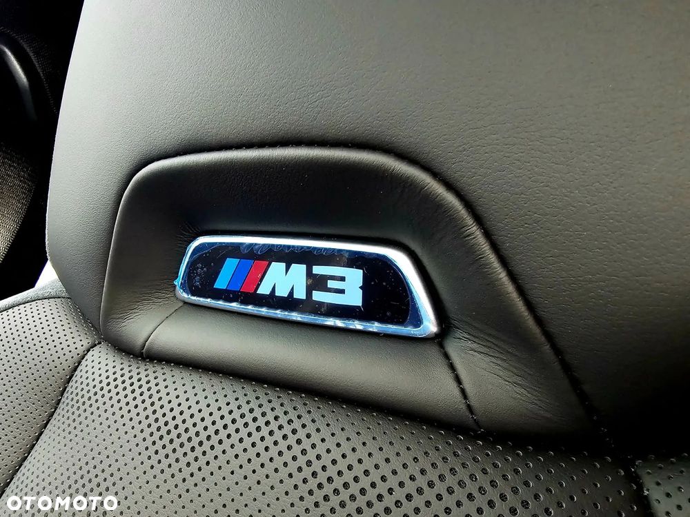 BMW M3 Competition xDrive sport - 27