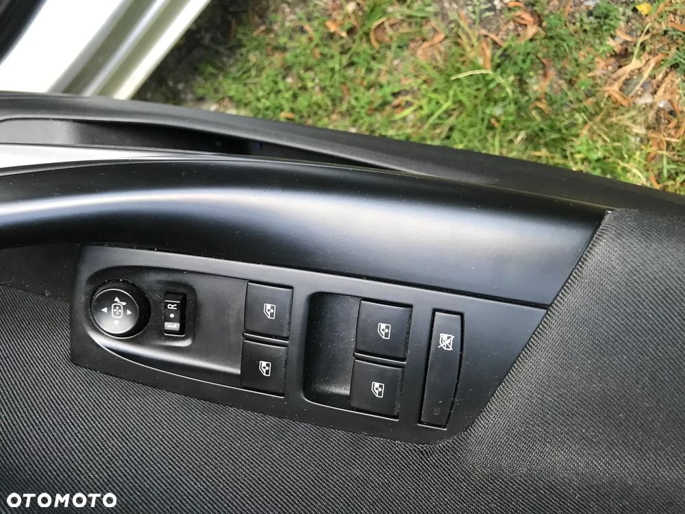 Opel Astra - 12