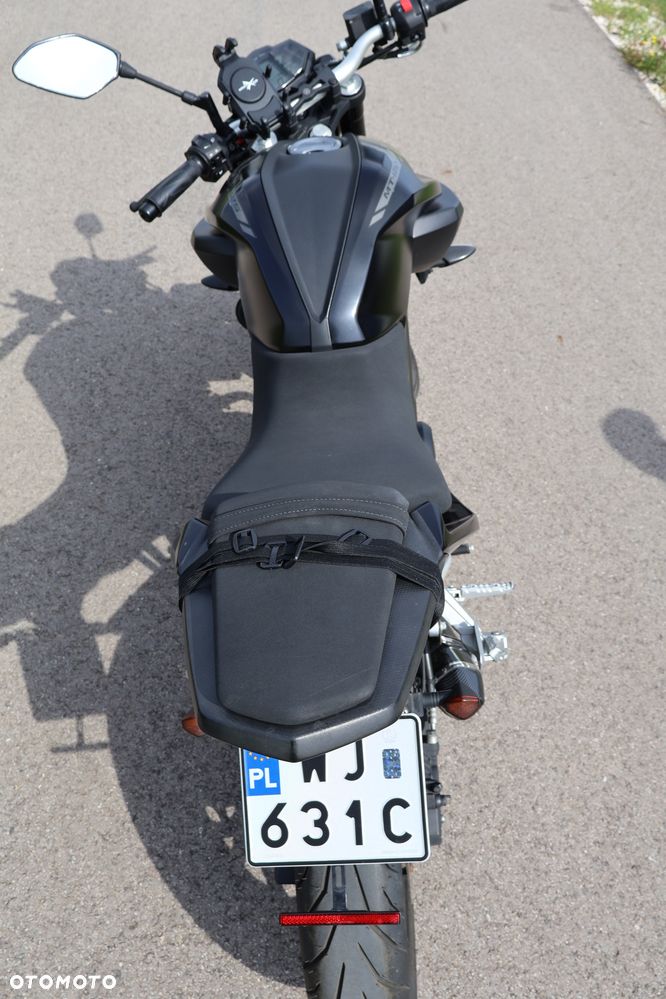 Yamaha MT - 12