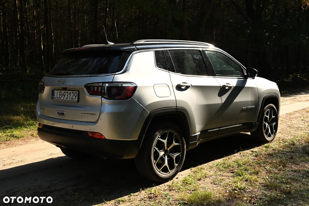 Jeep Compass - 16
