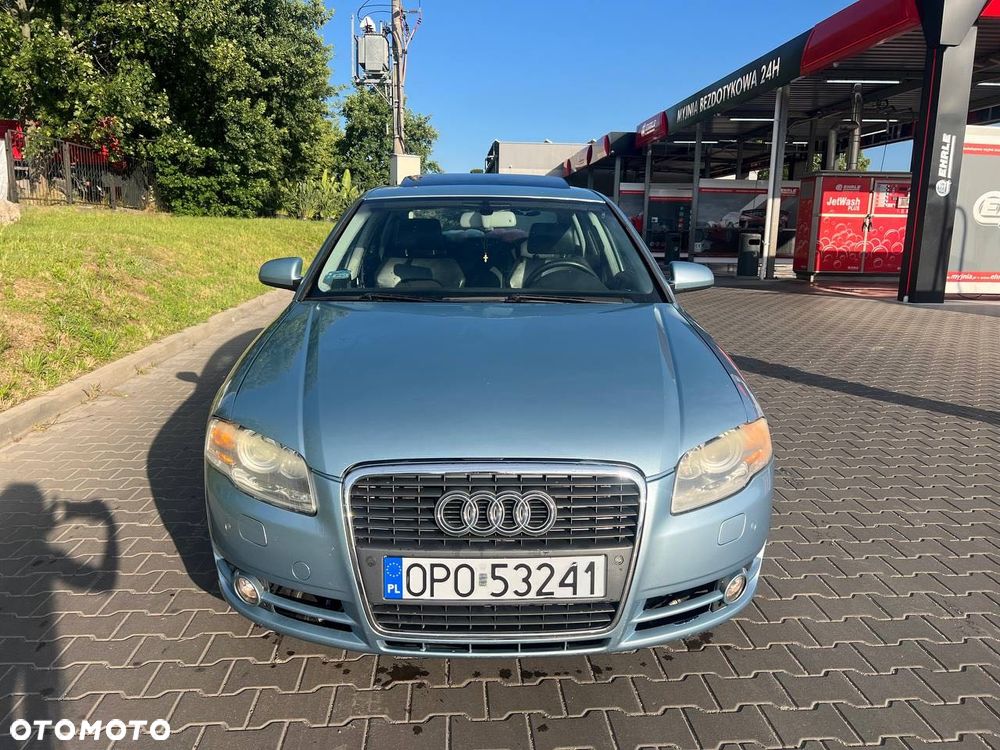 Audi A4 Avant - 1