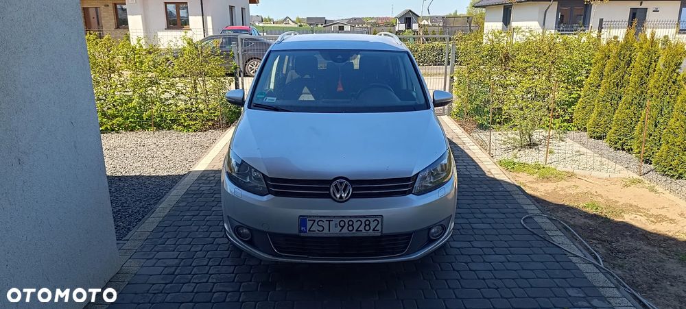 Volkswagen Touran 2.0 TDI DPF Highline DSG - 14