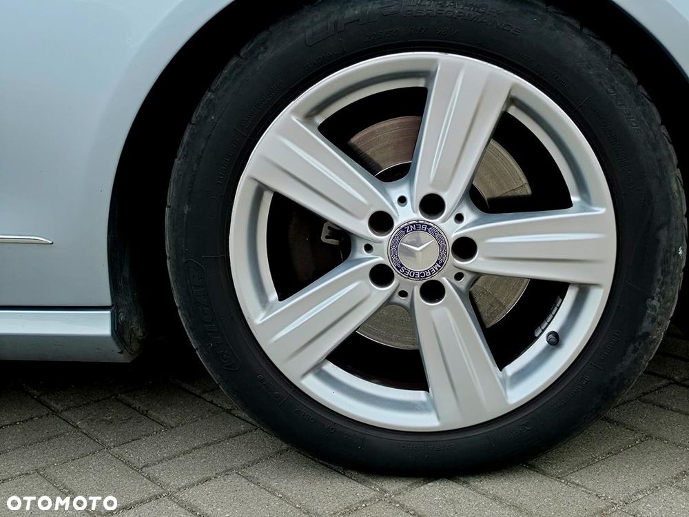 Mercedes-Benz Klasa E 300 BlueTEC HYBRID Avantgarde - 40