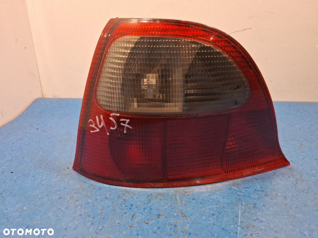 ROVER STREETWISE LAMPA TYŁ LEWA ZEWNĘTRZNA - 1