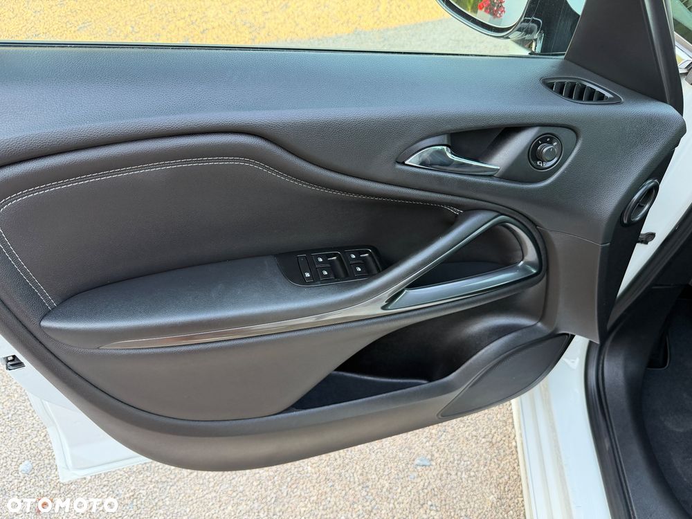 Opel Zafira 2.0 D (CDTI ecoFLEX) Start/Stop Innovation - 21