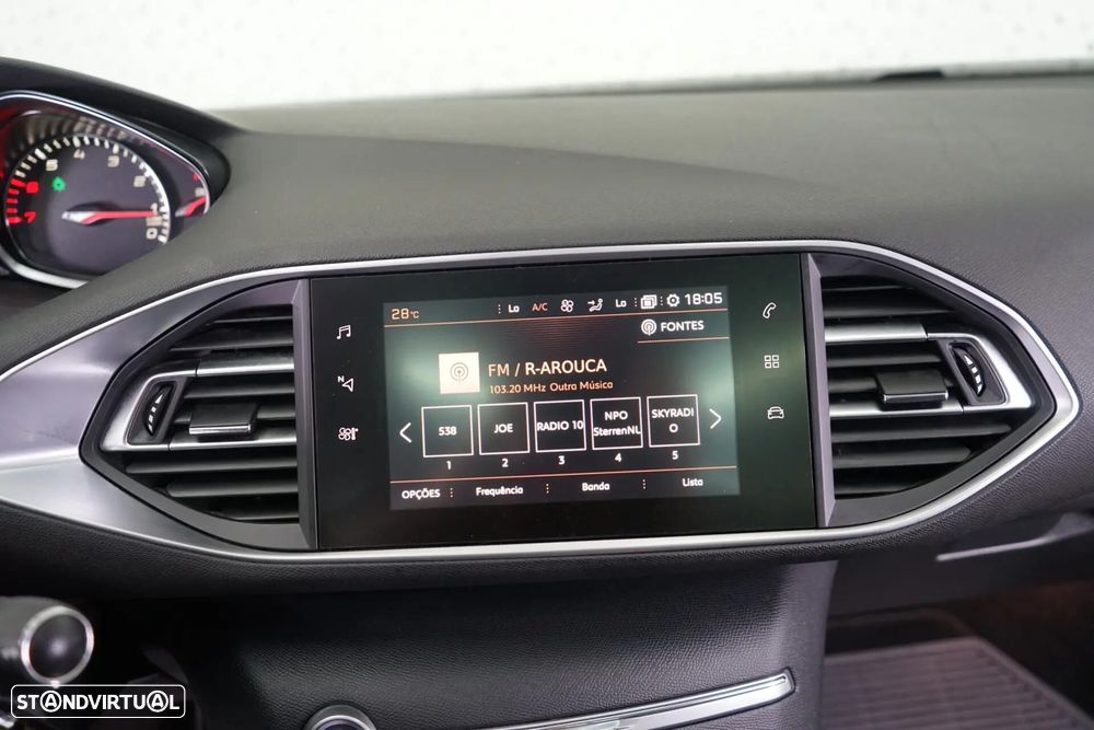 Peugeot 308 SW 1.2 PureTech Allure Pack - 31