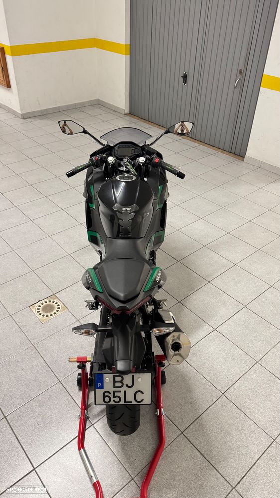 Kawasaki Ninja Abs - 8