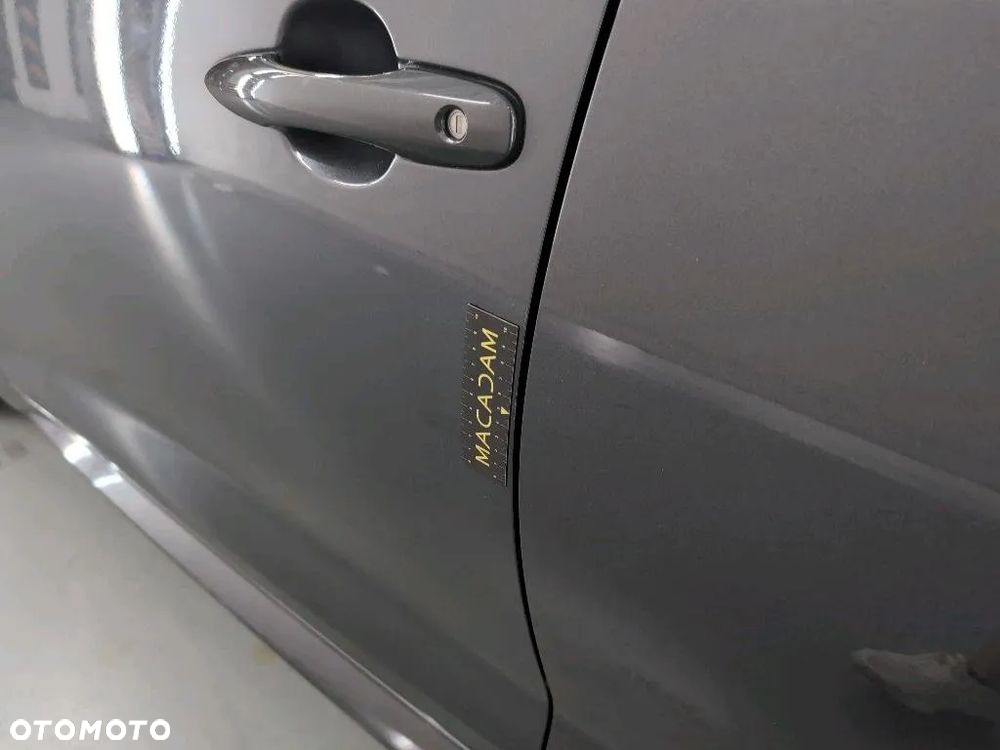 Toyota Corolla - 6