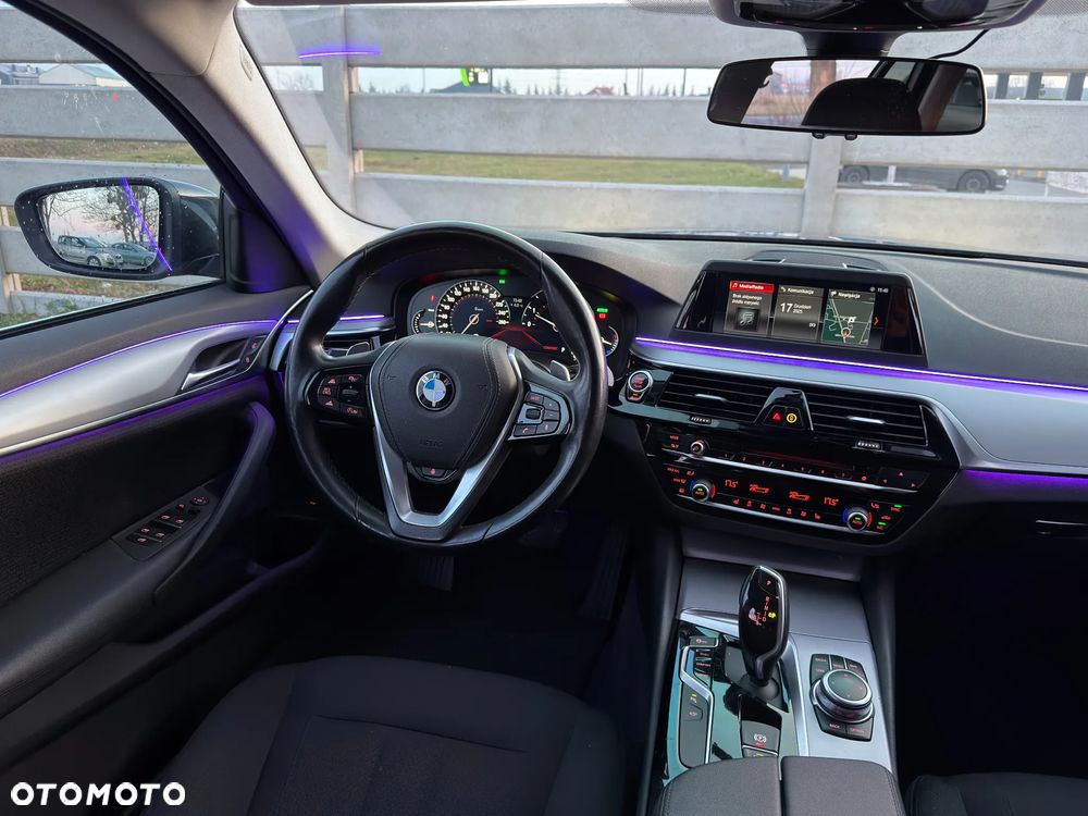 BMW Seria 5 520d - 21