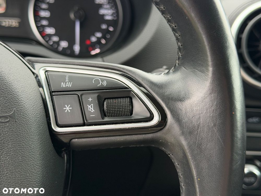 Audi A3 Sportback 1.4 TFSI e-tron Ambition - 19