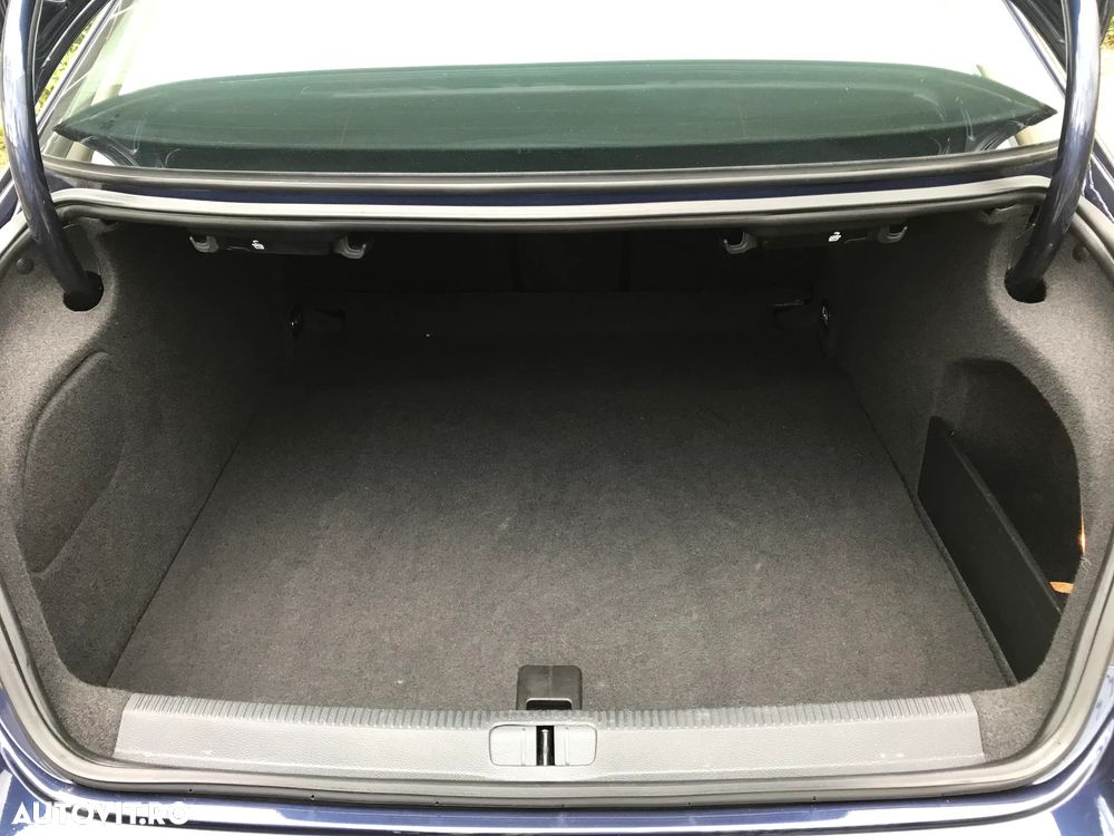 Volkswagen Passat CC 2.0 TDI DSG Exclusive - 7