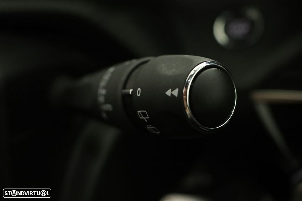 Peugeot e-2008 50 kWh GT - 14