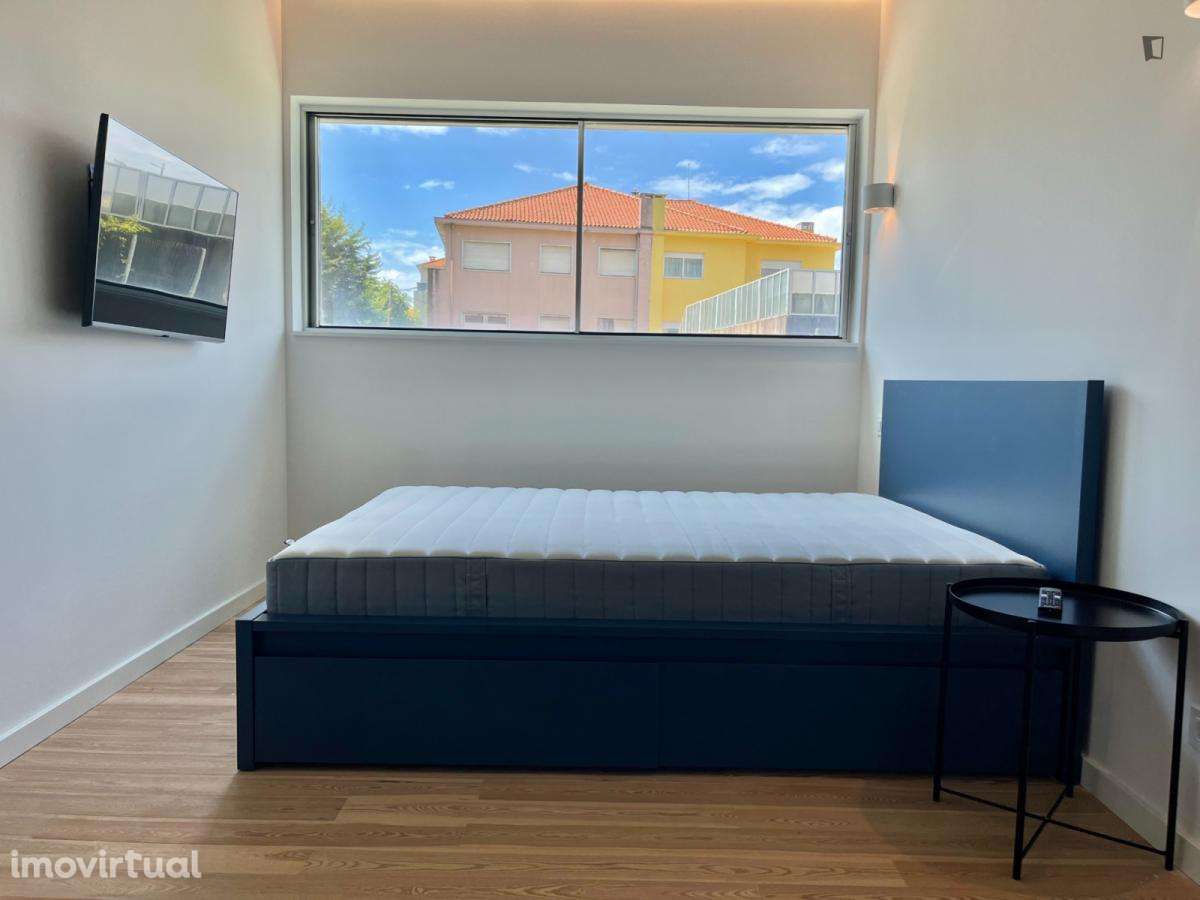 Apartamento com 1 quartos - localizado em Campanhã Porto - Grande imagem: 2/18