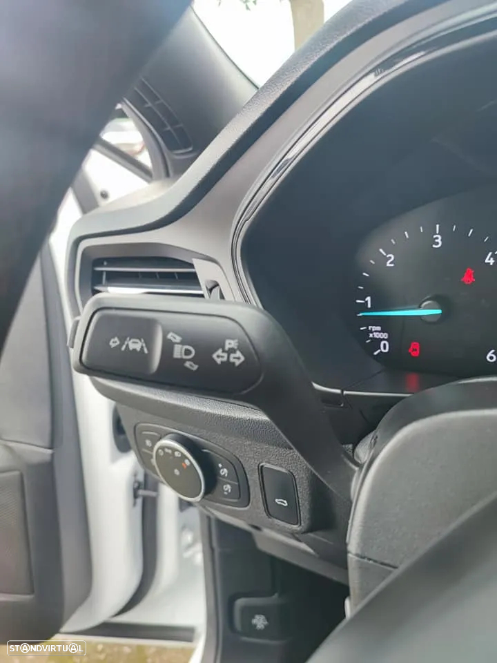 Ford Focus SW 1.5 EcoBlue S&S ST-LINE X - 20