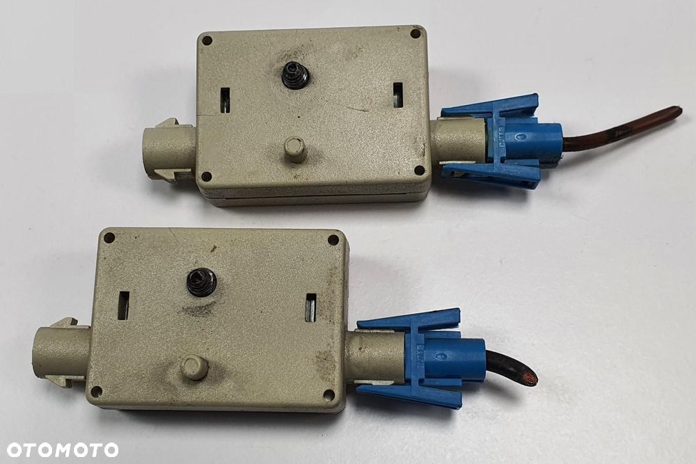 WZMACNIACZ ANTENY BMW E90 6990090 - 3