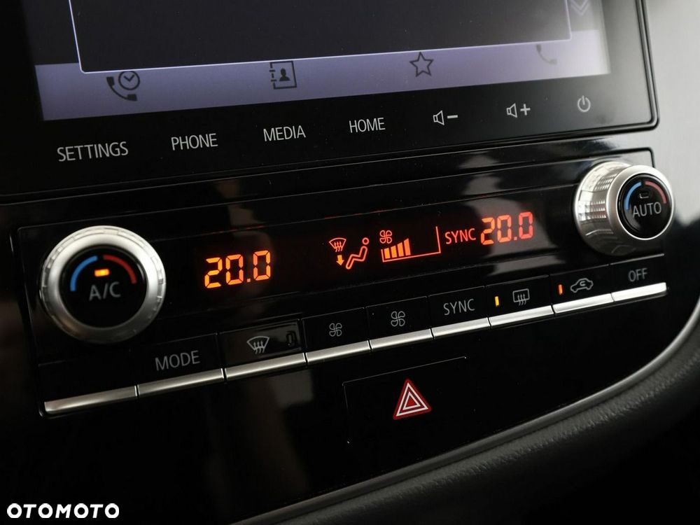 Mitsubishi Outlander 2.4 4WD - 26