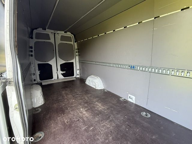 Mercedes-Benz Sprinter 319 CDI - 11