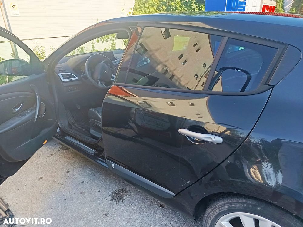 Renault Megane 1.9dCi Privilege - 13