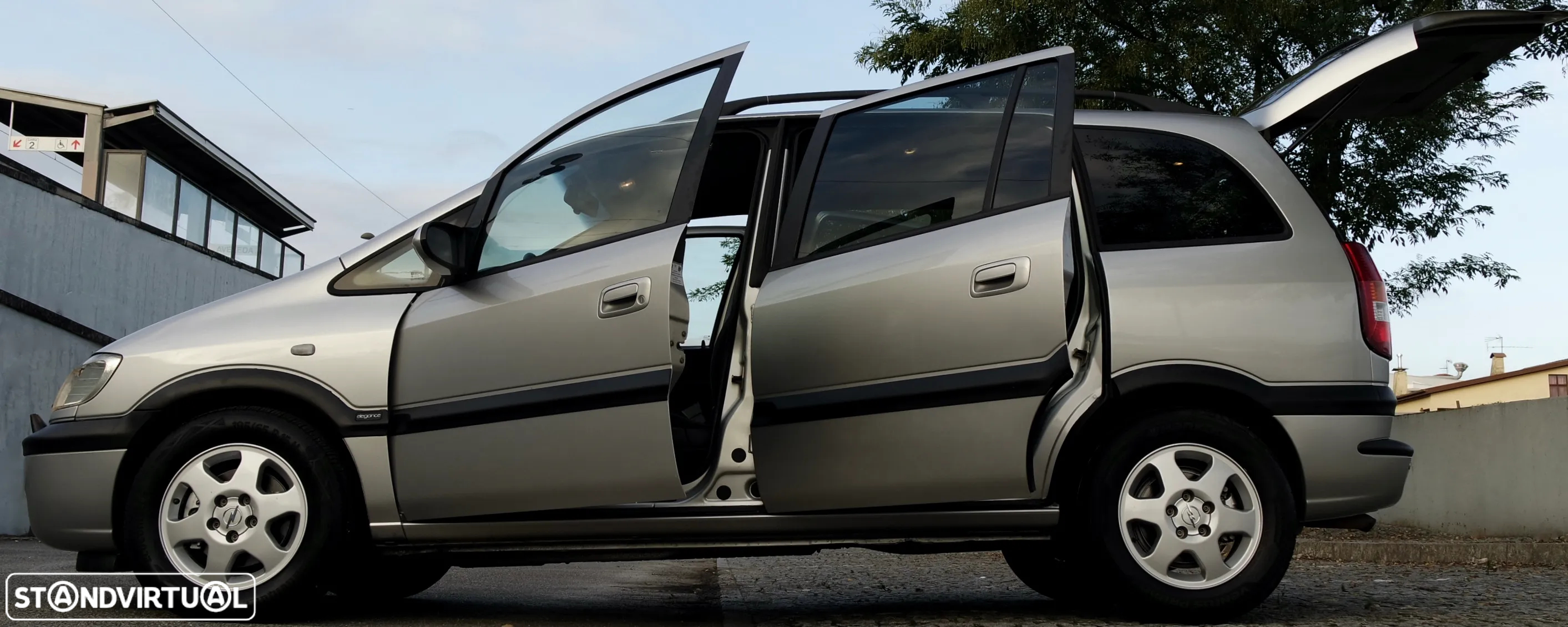 Opel Zafira 2.0 DTi Elegance - 29