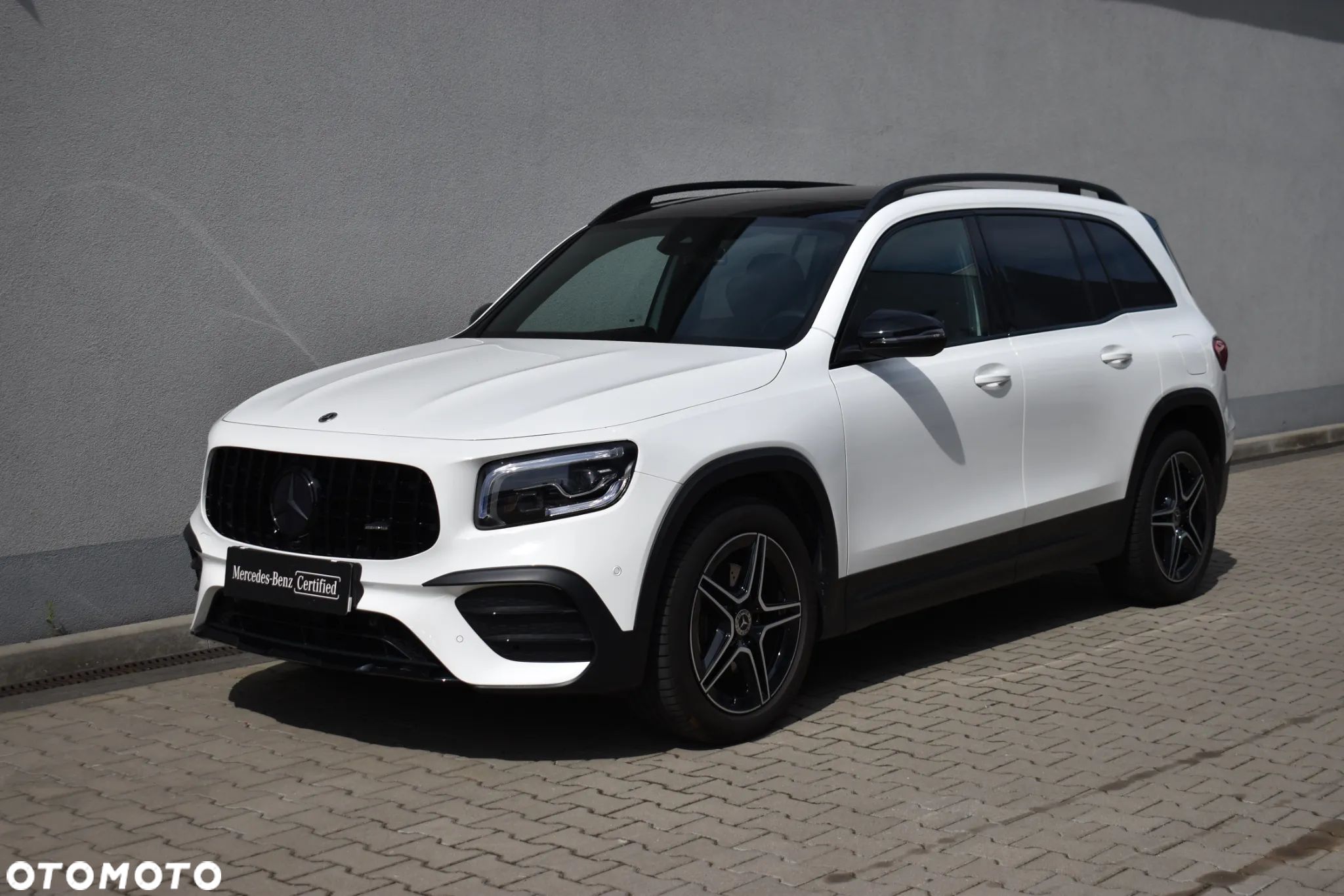 Mercedes-Benz GLB 200 4-Matic AMG Line 8G-DCT - 1