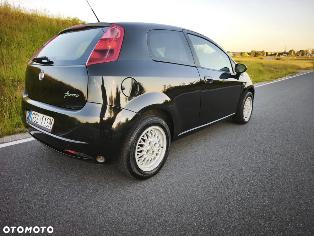 Fiat Grande Punto - 4
